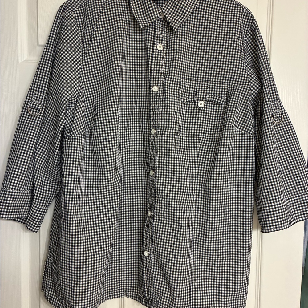 Karen Scott Woman 100% Cotton Black and White Gingham Shirt